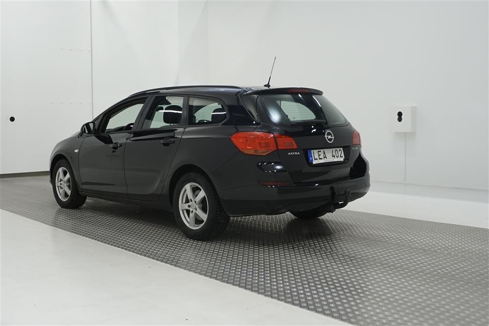 Opel Astra 1.7 CDTI eco Sports Tourer 125hk M-värm Drag