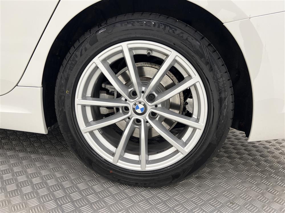 BMW 320d xDrive Touring 190hk M-Sport B-kam GPS 0,46l/mil