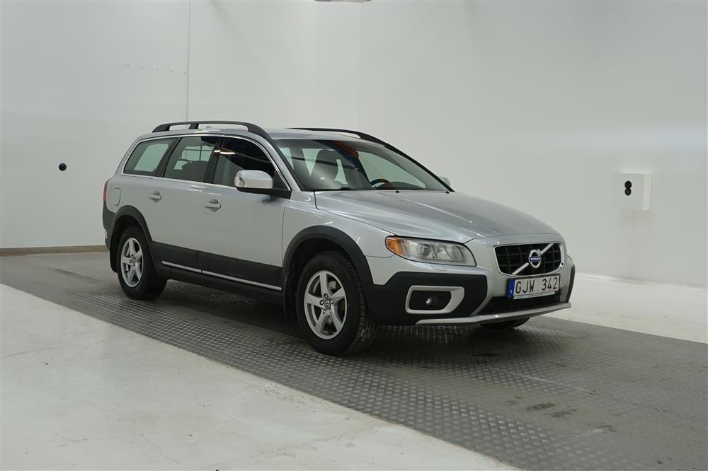 Volvo XC70 II D5 AWD 205hk Momentum Drag D-värm Nybytt K-rem