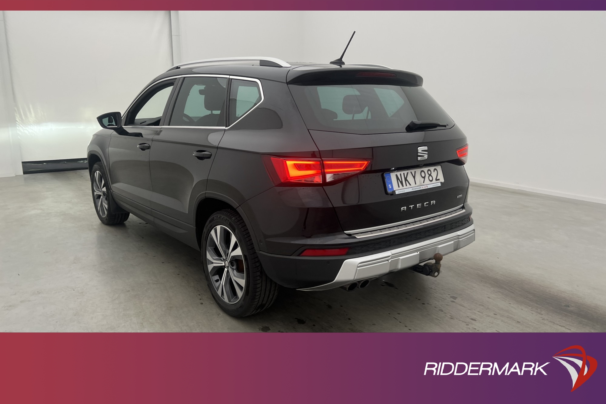 SEAT Ateca TDI 4Drive 190hk Pano Värm 360° Skinn Navi Drag