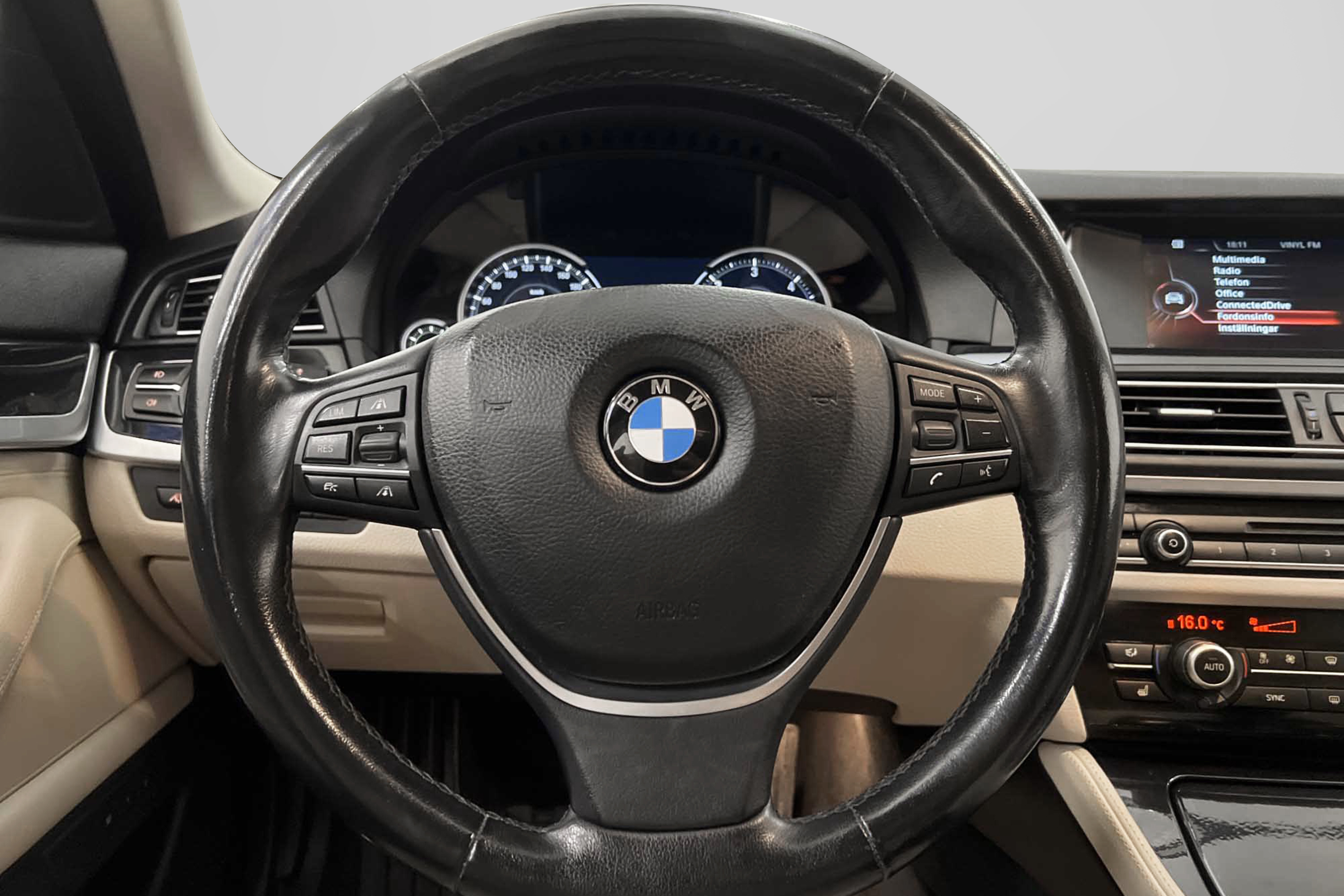 BMW 520d xDrive 190hk M&K-Värm HUD Drag B-Kam Skinn Adaptiv